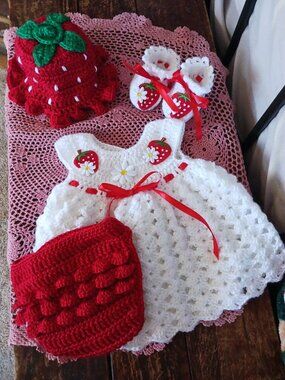 Crochet Baby Girl Red Strawberries Heirloom Dress Set Photo Prop